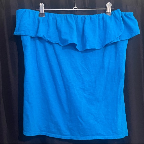 Crown & Ivy Vibrant Blue Ruffle Top - Picture 1 of 2
